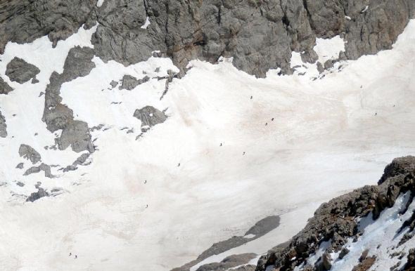 En büyük PKK sığınağı ele geçirildi 5