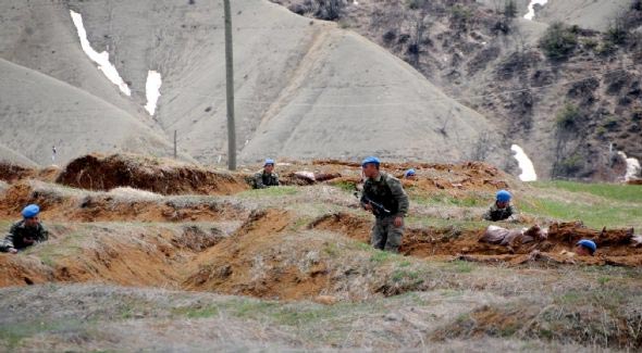En büyük PKK sığınağı ele geçirildi 7