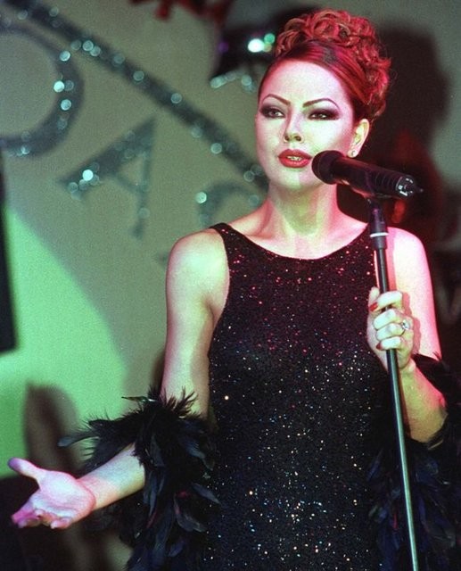 Ebru Gündeş'in inanılmaz değişimi 14
