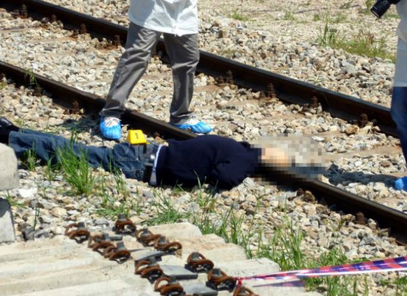 Tren istasyonunda feci ölüm 12
