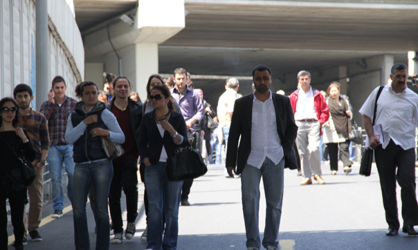 Vatandaşı isyan ettiren yarış 7