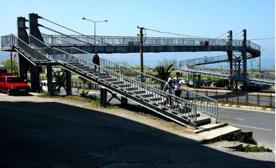 'Engelli' üst geçit 2