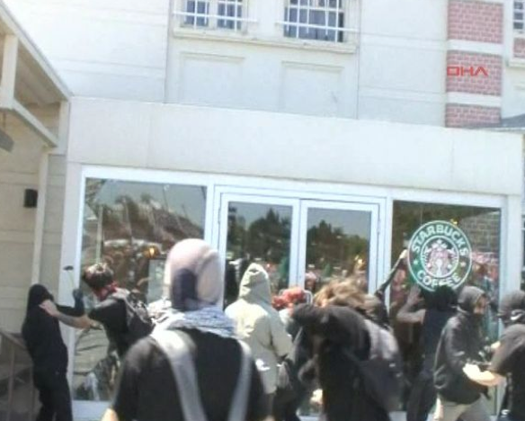 Mecidiyeköy'ü anarşistler bastı 9