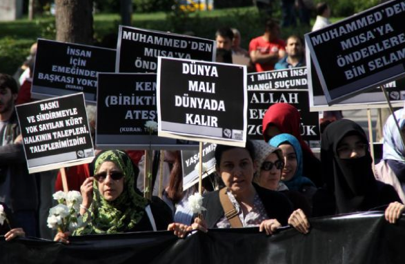 1 Mayıs'a cenaze namazıyla başladılar! 8