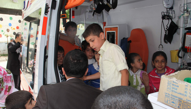 Sütten zehirlenen öğrenciler hastanelik oldu 5