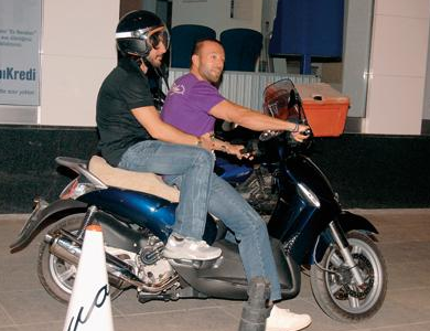 Motosiklet tutkunu ünlüler 11