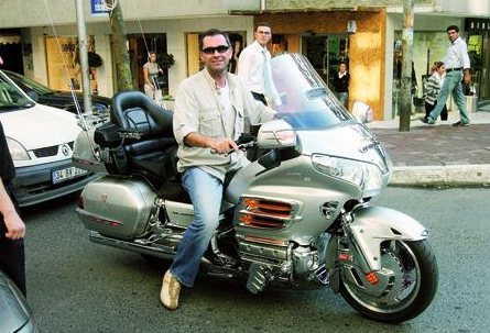 Motosiklet tutkunu ünlüler 8