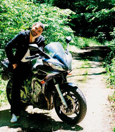 Motosiklet tutkunu ünlüler 9