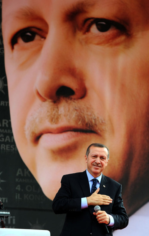 Erdoğan muhalefeti bombaladı 8