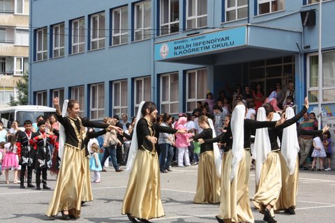 Bu okul etkinlikleriyle bir numara 15