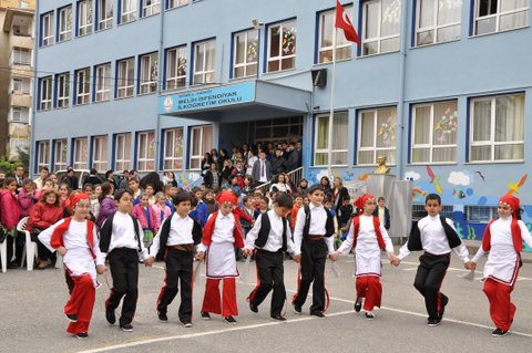 Bu okul etkinlikleriyle bir numara 4