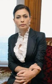 İşte ünlülerin evlat edindiği çocuklar 14