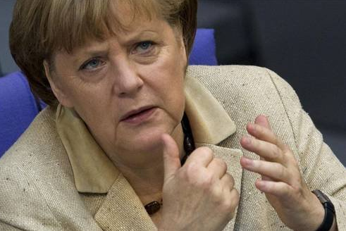 Angela Merkel fena yakalandı! 2
