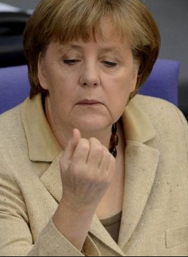 Angela Merkel fena yakalandı! 8
