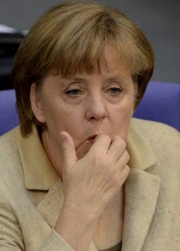 Angela Merkel fena yakalandı! 9