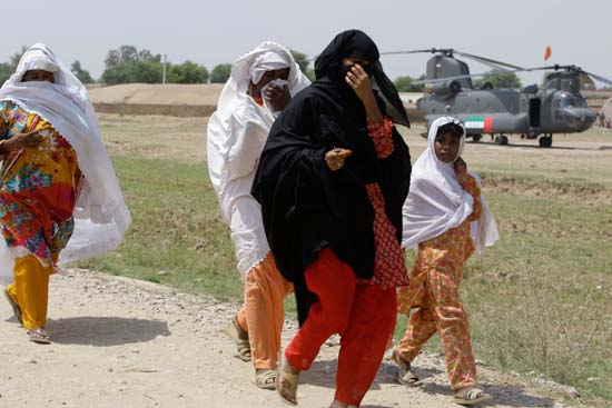 Pakistan sular altında 17