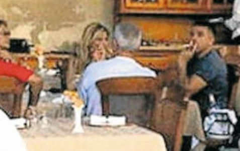 Arkadaşız dediler sevgili çıktılar 17