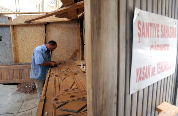 Nuruosmaniye Camiinin altından su terazisi çıktı 16