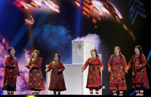 Eurovision yarı finaline nineler geldi 4