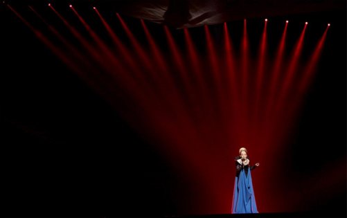 Eurovision yarı finaline nineler geldi 9