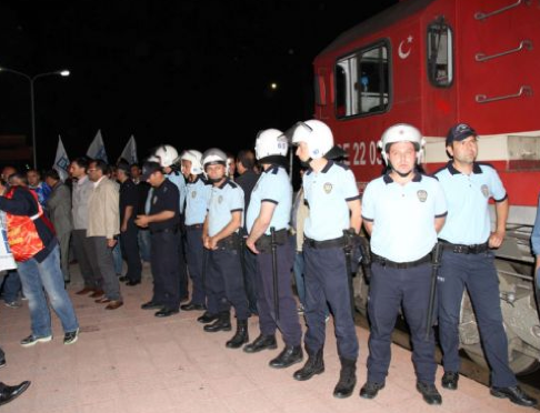 Memur grev yaptı, hayat durdu 10