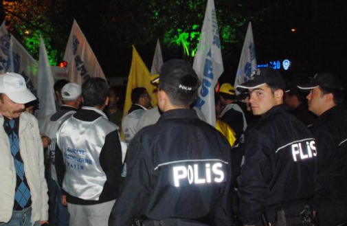 Memur grev yaptı, hayat durdu 5