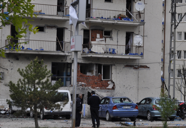 Bombalı araçla saldırıdan fotoğraflar 11