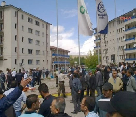 Bombalı araçla saldırıdan fotoğraflar 12