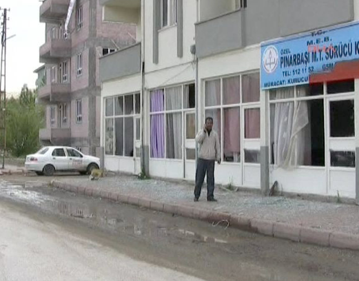 Bombalı araçla saldırıdan fotoğraflar 17