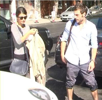 Beren Saat 27