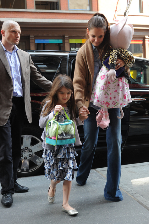Katie Holmes 24