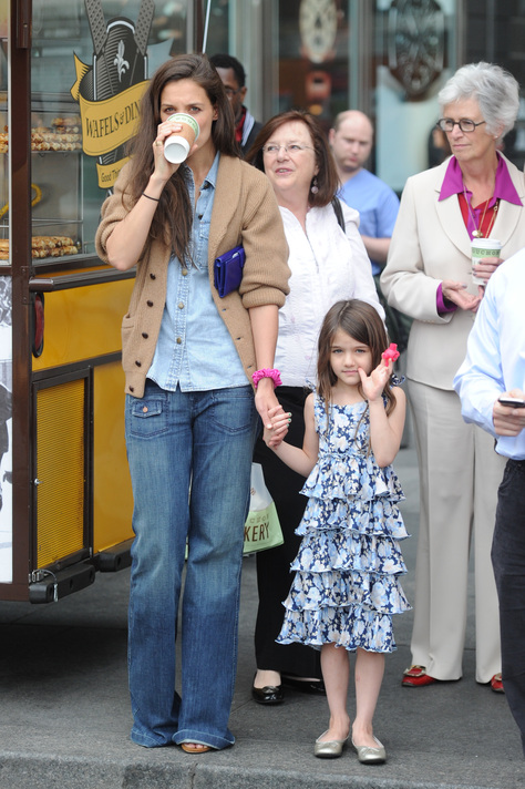 Katie Holmes 29