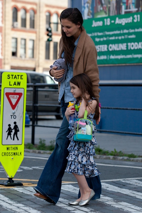 Katie Holmes 51
