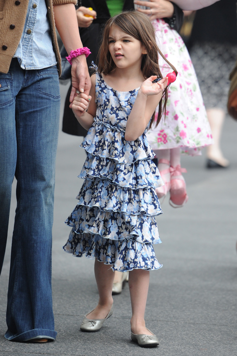 Katie Holmes 53