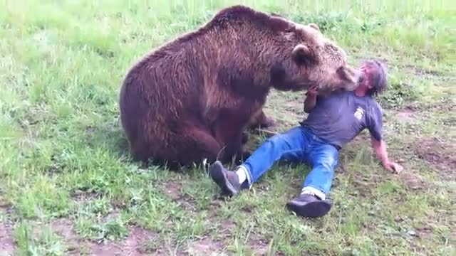 Ayıdan dost olur mu? 21