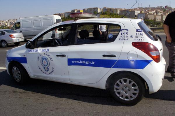 "Cicişler" trafiği felç etti 12