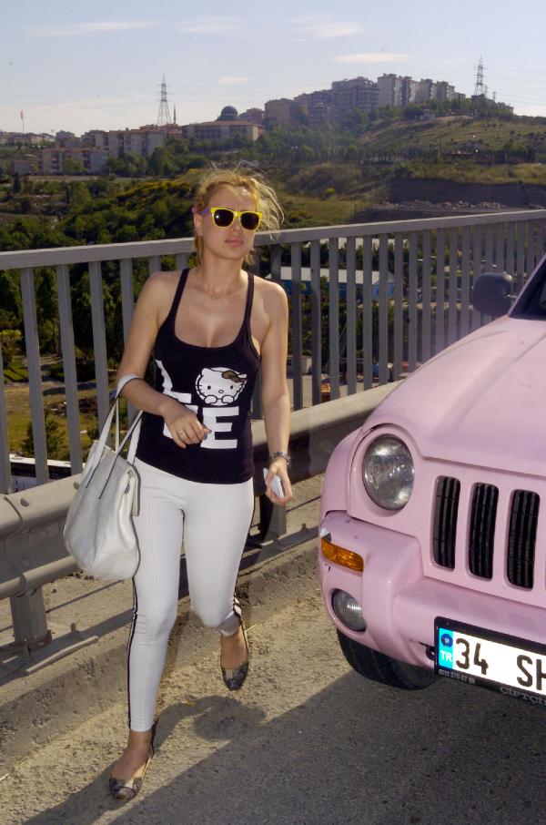 "Cicişler" trafiği felç etti 4