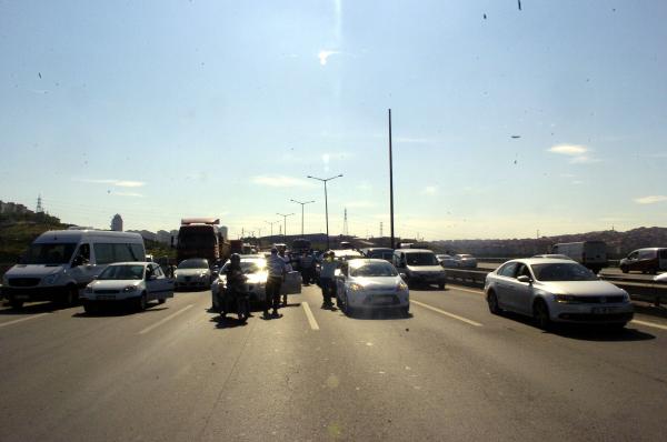 "Cicişler" trafiği felç etti 6