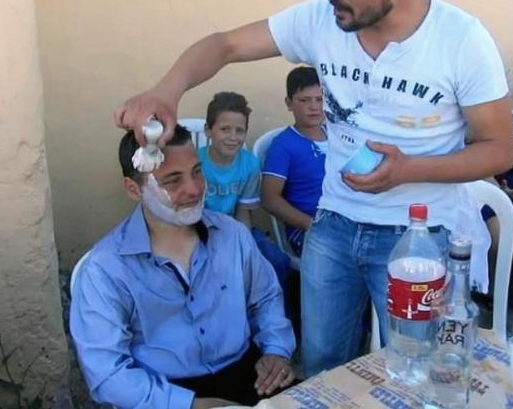 Önce erkek oldu, sonra böyle evlendi 6