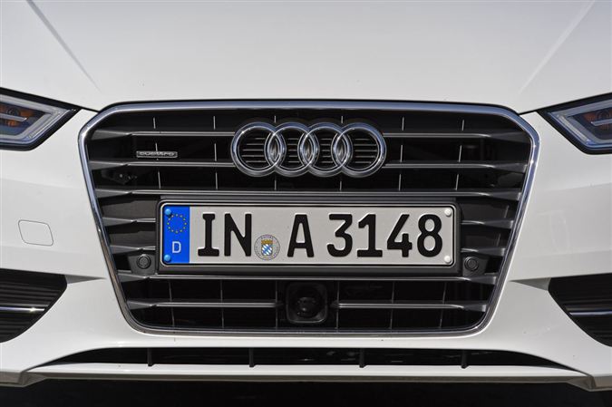 2013 Audi A3: Premium kompakt sınıfının gözbebeği Audi A3 yenilend.. 112