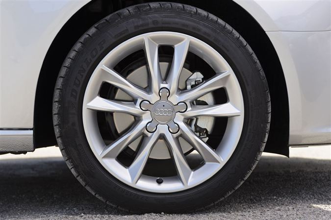 2013 Audi A3: Premium kompakt sınıfının gözbebeği Audi A3 yenilend.. 115