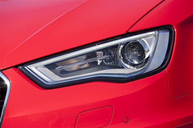 2013 Audi A3: Premium kompakt sınıfının gözbebeği Audi A3 yenilend.. 121