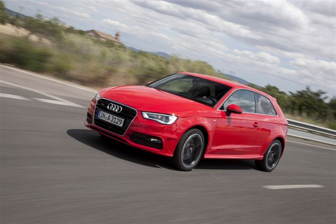 2013 Audi A3: Premium kompakt sınıfının gözbebeği Audi A3 yenilend.. 28