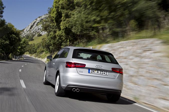 2013 Audi A3: Premium kompakt sınıfının gözbebeği Audi A3 yenilend.. 42