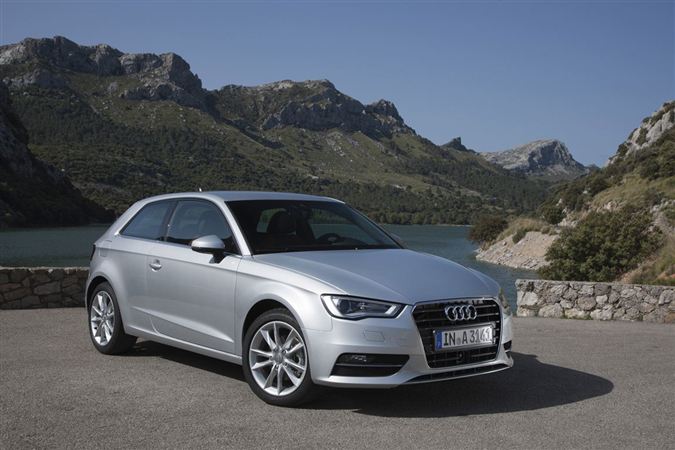 2013 Audi A3: Premium kompakt sınıfının gözbebeği Audi A3 yenilend.. 53