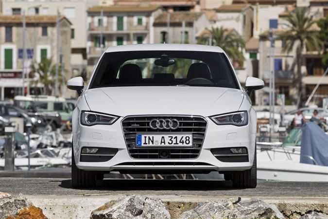 2013 Audi A3: Premium kompakt sınıfının gözbebeği Audi A3 yenilend.. 72