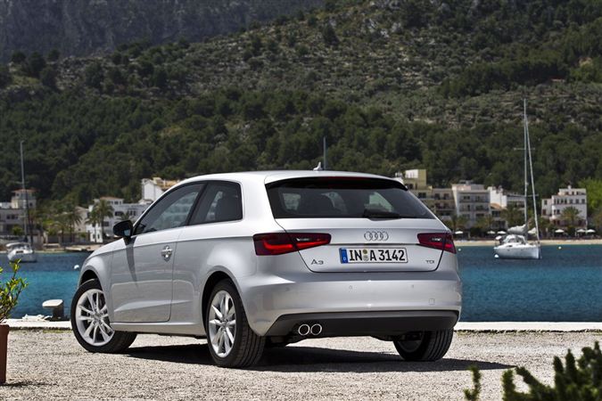 2013 Audi A3: Premium kompakt sınıfının gözbebeği Audi A3 yenilend.. 78