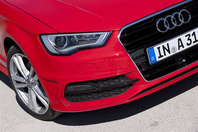 2013 Audi A3: Premium kompakt sınıfının gözbebeği Audi A3 yenilend.. 84