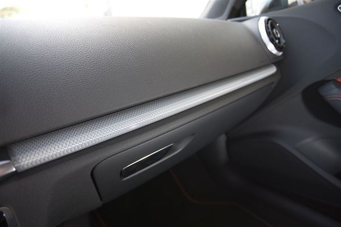 2013 Audi A3: Premium kompakt sınıfının gözbebeği Audi A3 yenilend.. 94