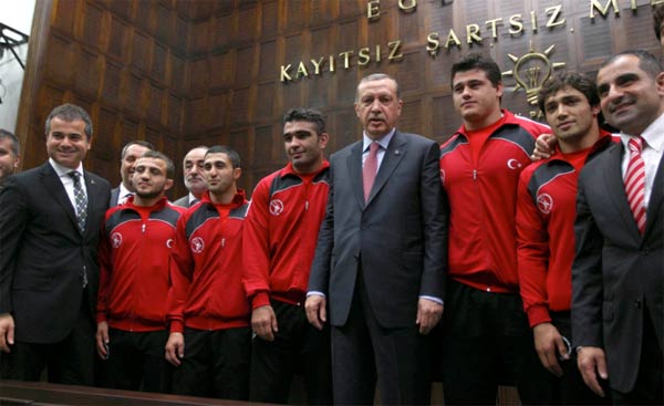 Erdoğan boks eldiveni giydi 3